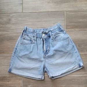 Girls highwasted shorts